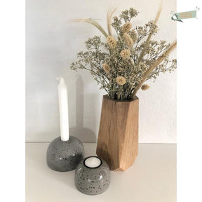Fyrfadsstage med lysestage og vase